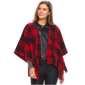 NWT Rock & Republic Womens Plaid Fringe Faux Leather Trim Poncho Red/Black